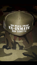 Load image into Gallery viewer, Camouflage Snapback

